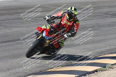 media/Oct-13-2025-Moto Forza (Mon) [[a66d839500]]/3-B Group/Session 2 (Bowl)/